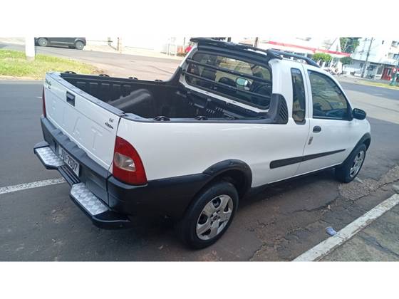 FIAT STRADA 1.4 MPI FIRE CE 8V FLEX 2P MANUAL FIAT STRADA 1.4 MPI FIRE CE 8V FLEX 2P MANUAL